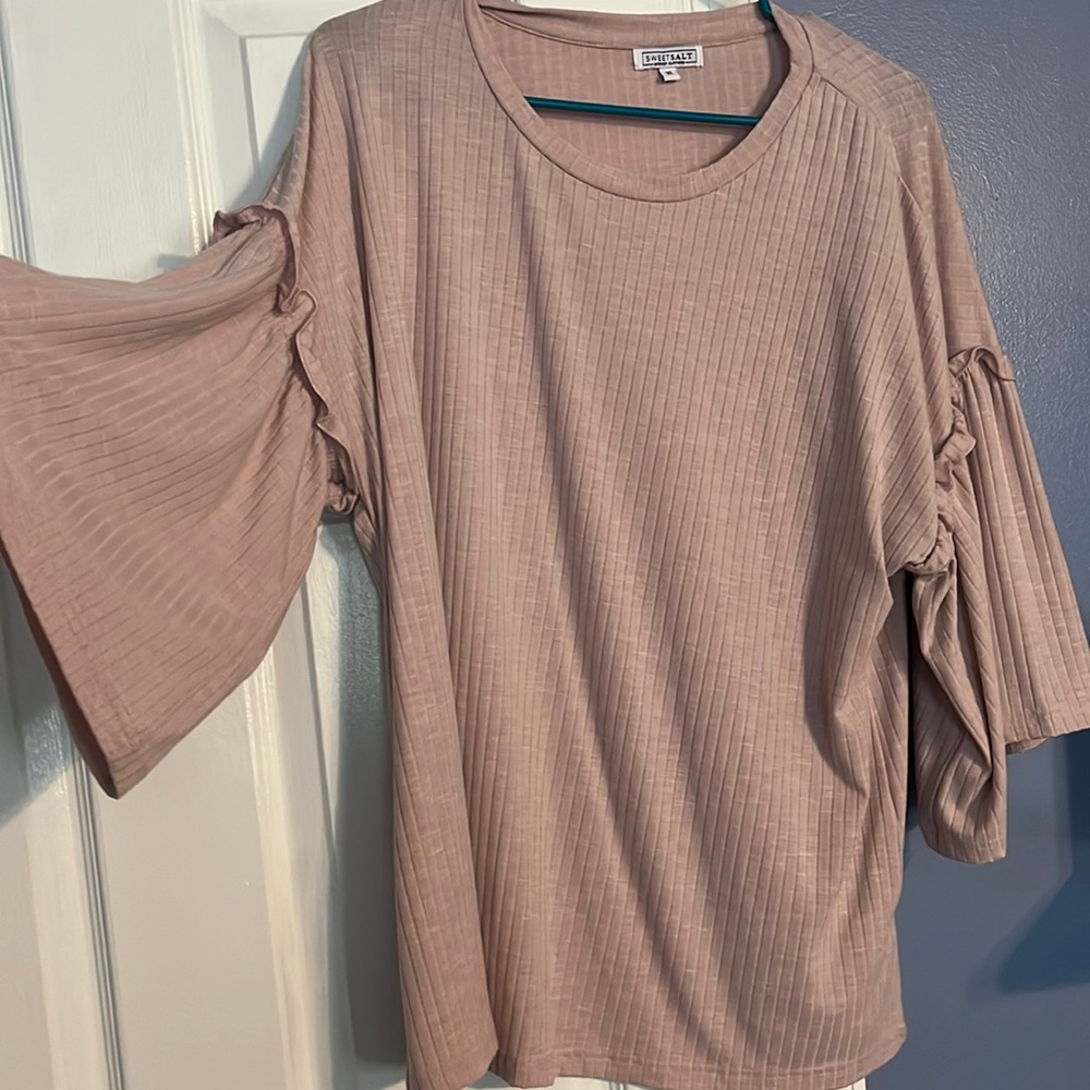 Women’s Blush Blouse